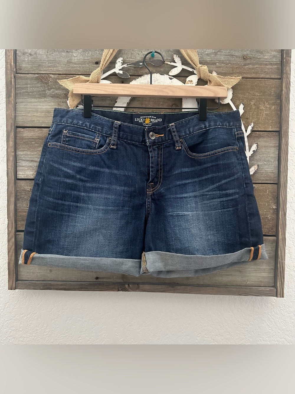 Lucky Brand Abbey Short‎ Dark Blue Rolled-Hem Denim size 10/30